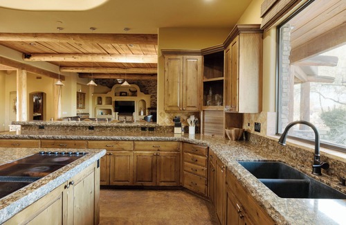 Sunrise Desert Vistas House | Ocotillo Hills by LuxeKey | Southwest Retreat w/2 Casitas & Pool