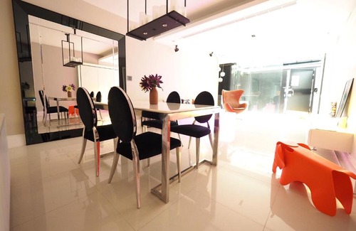 Xinyi House | Oct hot Song Shan Cultural Park 553 Apartment