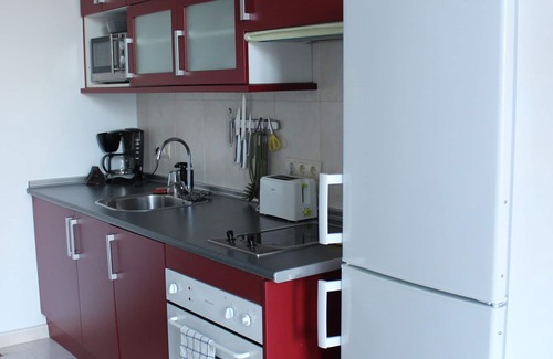 Vicalvaro Apartment | Octavio Loft: Wifi/1.5 bathrooms/AA