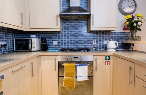 Swindon Apartment | October Discount - Long Stay - Contractors