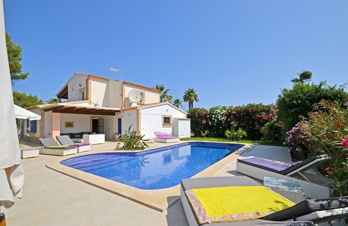 Cielo de Bonaire Ski Chalet | Odette - House with pool near the sea in Bonaire, Alcúdia