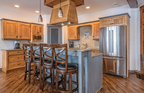 Silver Star Mountain House | Odin's Powder Den