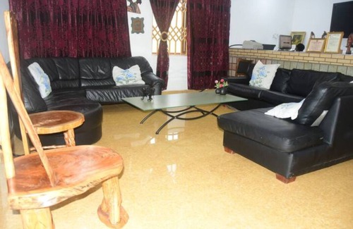 Akosombo Hotel | Odo So Royal Hotel