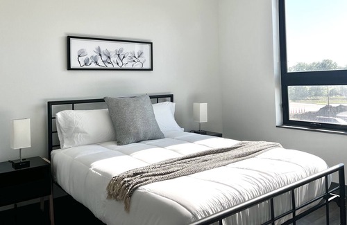 West Des Moines Apartment | ✧Odyssey at Keystone | Exquisite 1BD Apartment✧