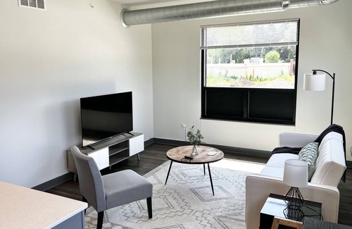 West Des Moines Apartment | ✧Odyssey at Keystone | Stupefying 1BD Apartment✧