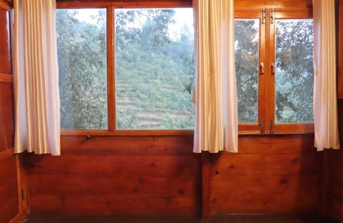 Kaul House | Odyssey Stays Mukteshwar - 300 Metres Trek