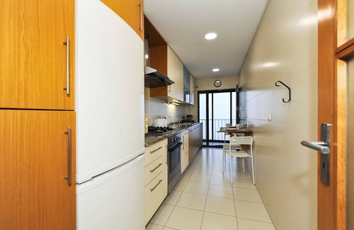 Oeiras Apartment | Oeiras by the Beach - CheckInHome