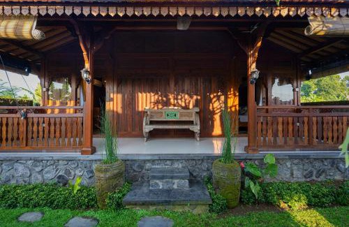 Mambal Villa | Oemah Joglo Bali