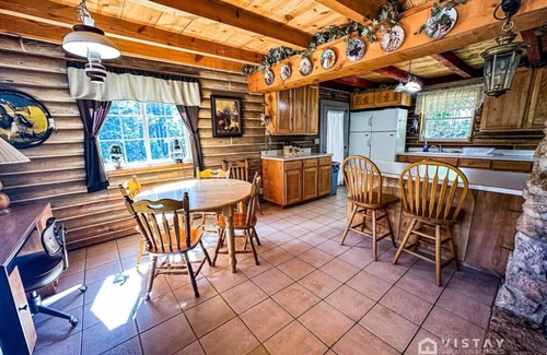 Duck Creek Village Cabin | Off-grid Cabin at Angel Valley Ranch