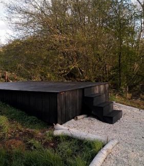 Gillingham House | Off-grid Cork Cabin - Hot-Tub - Sleeps 2
