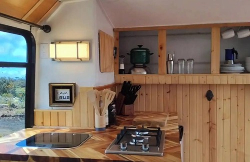 Ocean View House | Off-Grid Renovated tour bus Adventure!