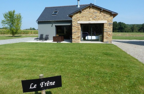 Quelneuc Cottage | OFFER Gite le Frêne = 4 people with indoor pool heated to 29° all year round