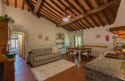 Peccioli Apartment | Offer ! Holiday Apartment (Viola 2 + 2) Area Volterra, San Gimignano, Pisa