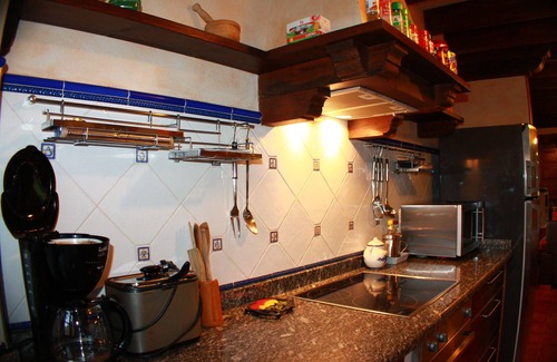 Logrezana Cottage | OFFER Rural house near Gijon, next to the sea, ideal environment for children.