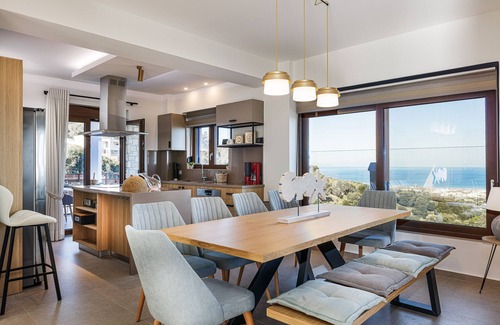 Rethymno Villa | Offering Full Privacy, Heated Pool, Scenic sea Views and Great Location