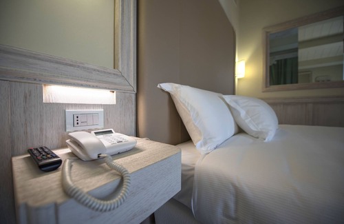 Montegiorgio Hotel | Officina del Sole