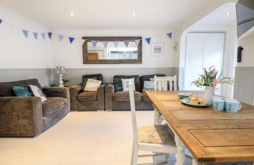 Porthtowan Apartment | Offshore
