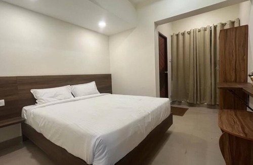Anna Nagar Hotel | OG Inn