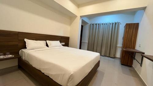 Anna Nagar Hotel | OGinn