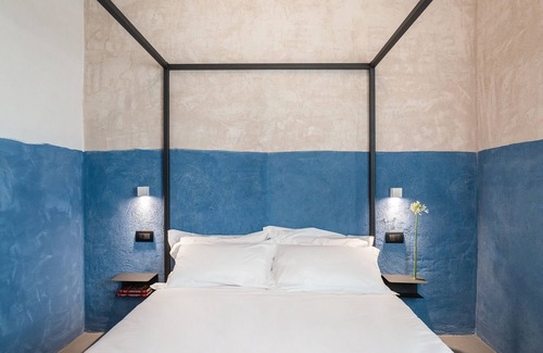 Fermo Bed & Breakfast | OGNISSANTI GUESTHOUSE - SEA ROOM, Double-bed room with private bathroom