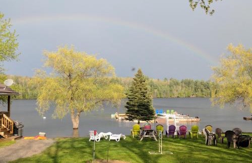Minden Hotel | Ogopogo Resort