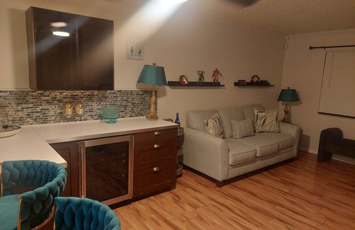 Temple Terrace House | Ogun Suite - The Power of Perserverance and Innovation