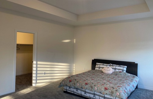 Brampton House | Oh Canada! Home Away from Home!! Every Moment Comfortable and Enjoyable Stay!!!