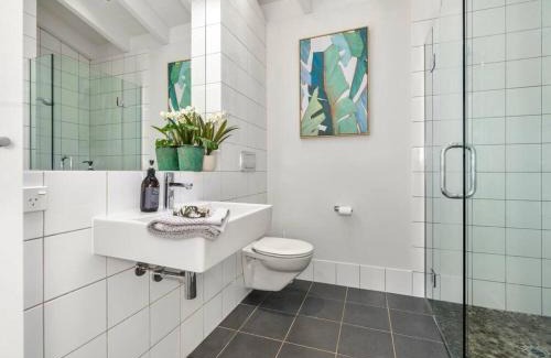 Onetangi House | Oh My Onetangi