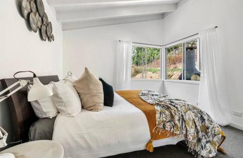 Onetangi House | Oh My Onetangi