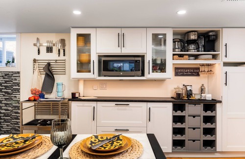 Wexford House | OH, so cozy!
