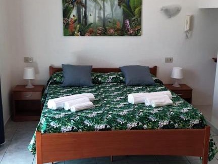 Fondi Bed & Breakfast | Ohana B&B and Restaurant