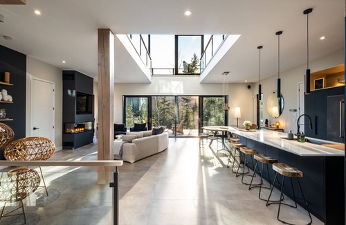 La Conception House | Ohana Chalet | Luxurious Property | Hot tub/Tremblant Living