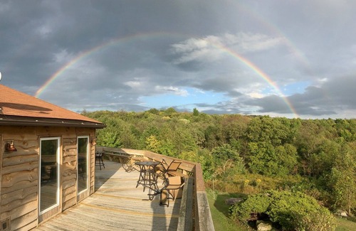 Mill Run House | Ohiopyle's Best Location for a Reunion or Peaceful Getaway!