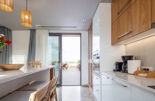 Kato Galatas Villa | Oinolithos Luxury Villa Nemea - Sea views, 1 km from the beach, private pool!
