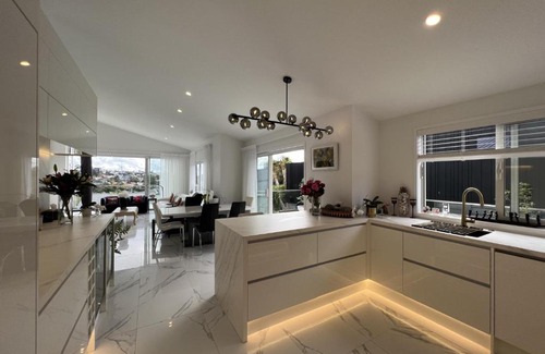 Orakei Apartment | Okahu Bay Villas