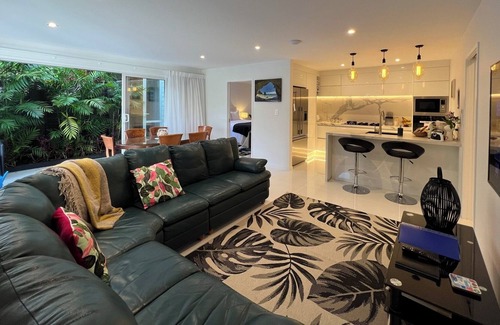 Orakei Apartment | Okahu Bay Villas