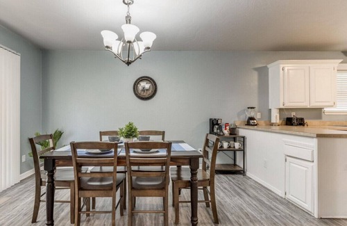 Oklahoma City House | OKC - NW 91st · Private Home | Quiet Neighborhood | Pet-Friendly