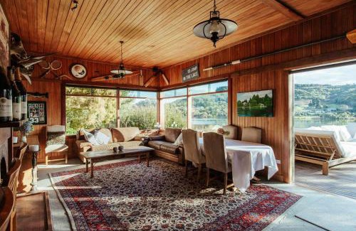 Okere Falls House | Okere Lake House - Lakefront with Private Jetty