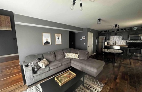 Hermann House | Oktober Haus 3BDRM in Downtown Hermannnn