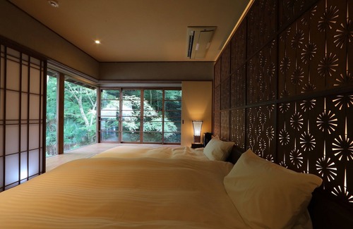 Yugawara House | Okuyugawara YUI