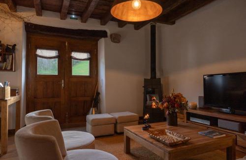 Etxalar House | Olagaraia - Adults Only