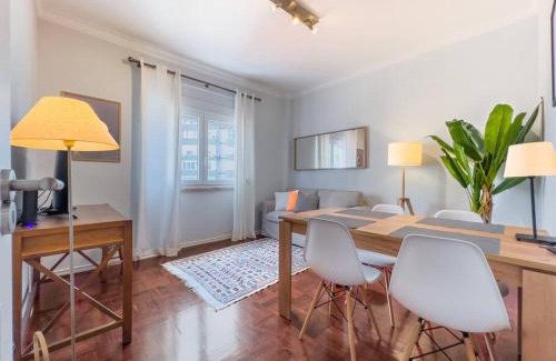 Beato Apartment | Olaias Lisbon 2bed near Metro