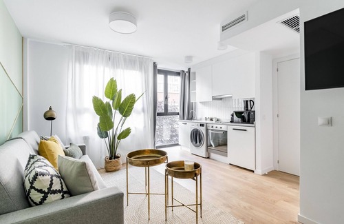 San Diego Apartment | Olala Color Apartment 1C