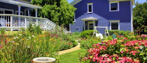 Cambria Bed & Breakfast | Olallieberry Inn Bed and Breakfast