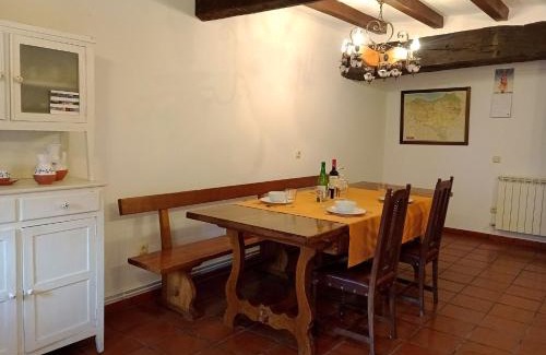 Sumbilla House | Olatuenea
