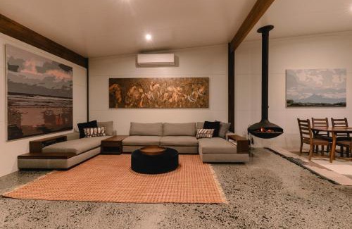 Myocum House | Old Bales Serene Hinterland Oasis