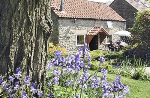 Lockton House | Old Barn Cottage