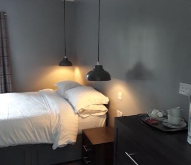Eastgate Hotel | Old Coach House At The Golden Lion