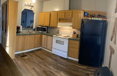 Natural Dam House | Old Cross Roads Cabin 3 bed/2 bath