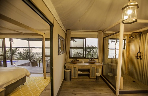 Victoria Falls Hotel | Old Drift Lodge